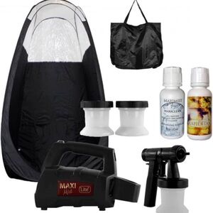 Spray tan machine with tent